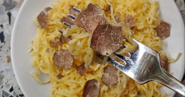 Truffle pasta